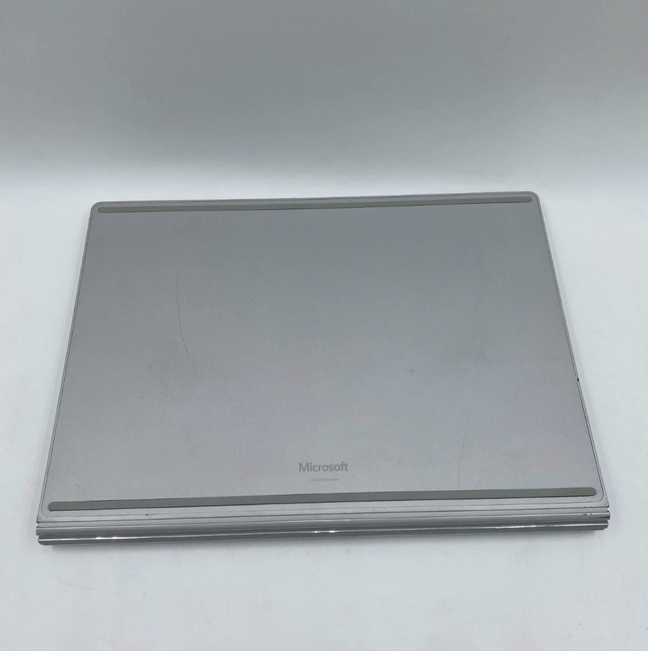 Microsoft Surface Book 13.5" Model 1703 | $169 | Intel i5-6300U | 8GB RAM | 256GB SSD | Windows 11 Pro - Refurbished - Image 4