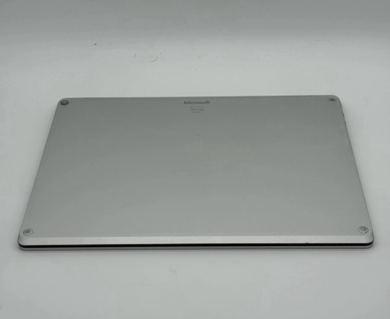 Microsoft Surface Laptop 2 13.5" | Intel i5-8350U | 8GB RAM | 128GB SSD | Windows 11 Pro - Good Condition - Image 8