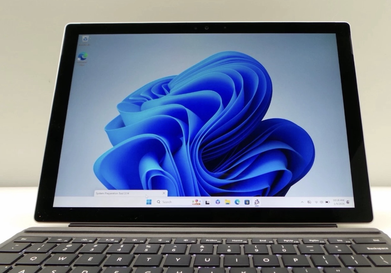 Microsoft Surface Pro 4 12.3 inch - Intel i7-6600U, 8GB RAM, 256GB SSD (bad touchscreen) - Image 2