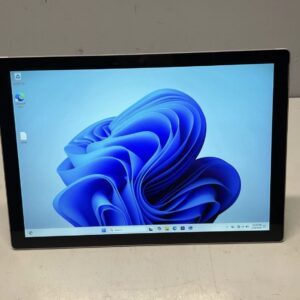 Microsoft Surface Pro 4 12.3 inch (128GB) Tablet with charger - Used Good