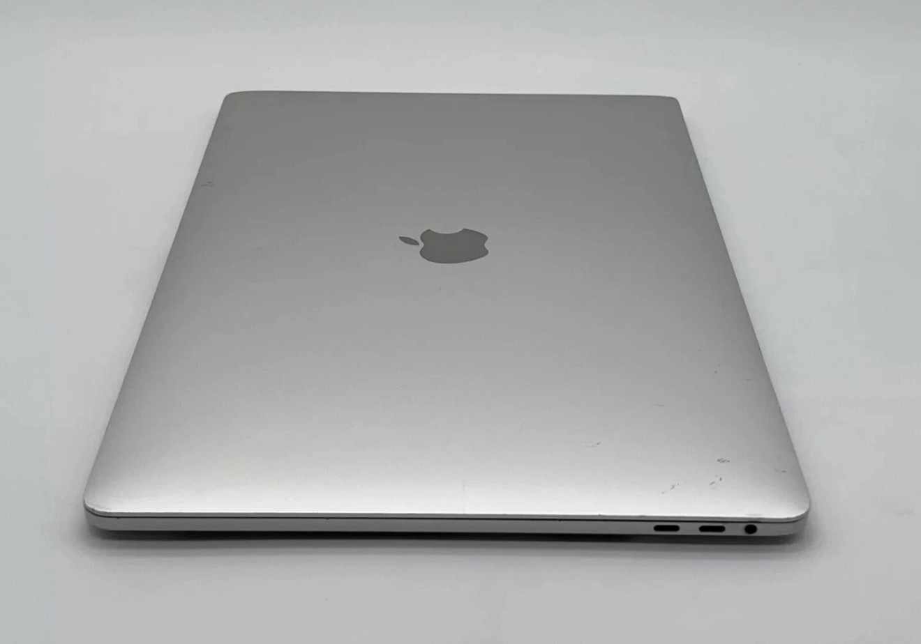 Apple MacBook Pro Laptop - 2.20 GHz i7-8750H 16GB 256GB SSD - A1990 2018 15" inch (Used) - Image 4