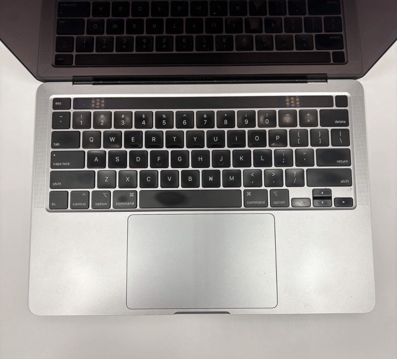 Apple MacBook Pro 13” (2020) – Model A2251 / MacBookPro16,2 – Intel Core i5-1038NG7 – 16GB RAM – 512GB SSD | Used - Good - Image 8