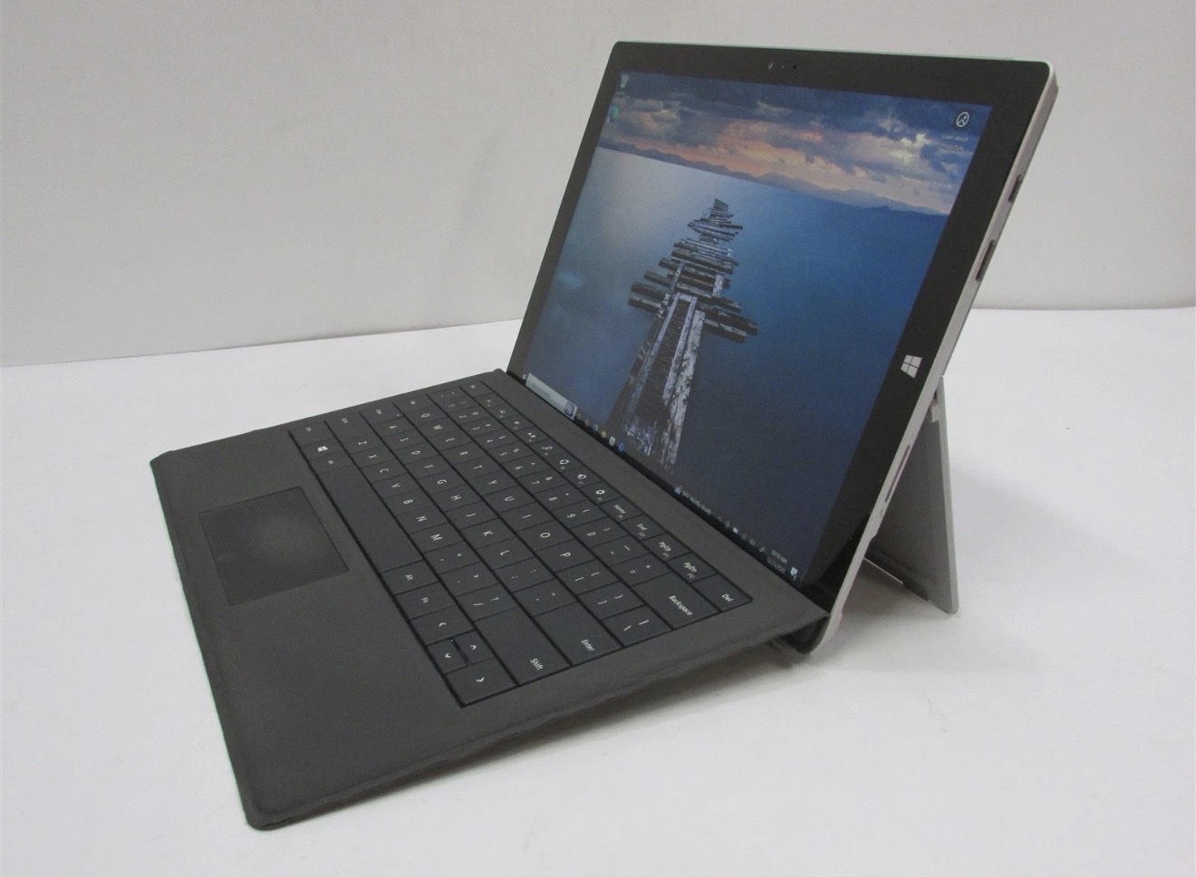 Microsoft Surface Pro 3 12.3 inch - Intel i5-4300U, 4GB RAM, 128GB SSD (Fair) - Image 4