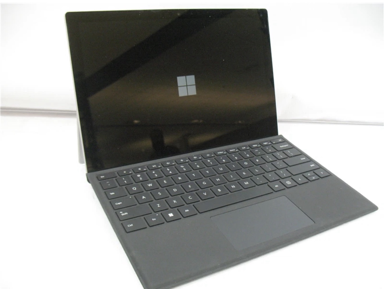 Microsoft Surface Pro 5 Wi-Fi Only 1796 i7-7660U/8GB/256GB Tablet (Optional added) - Image 3