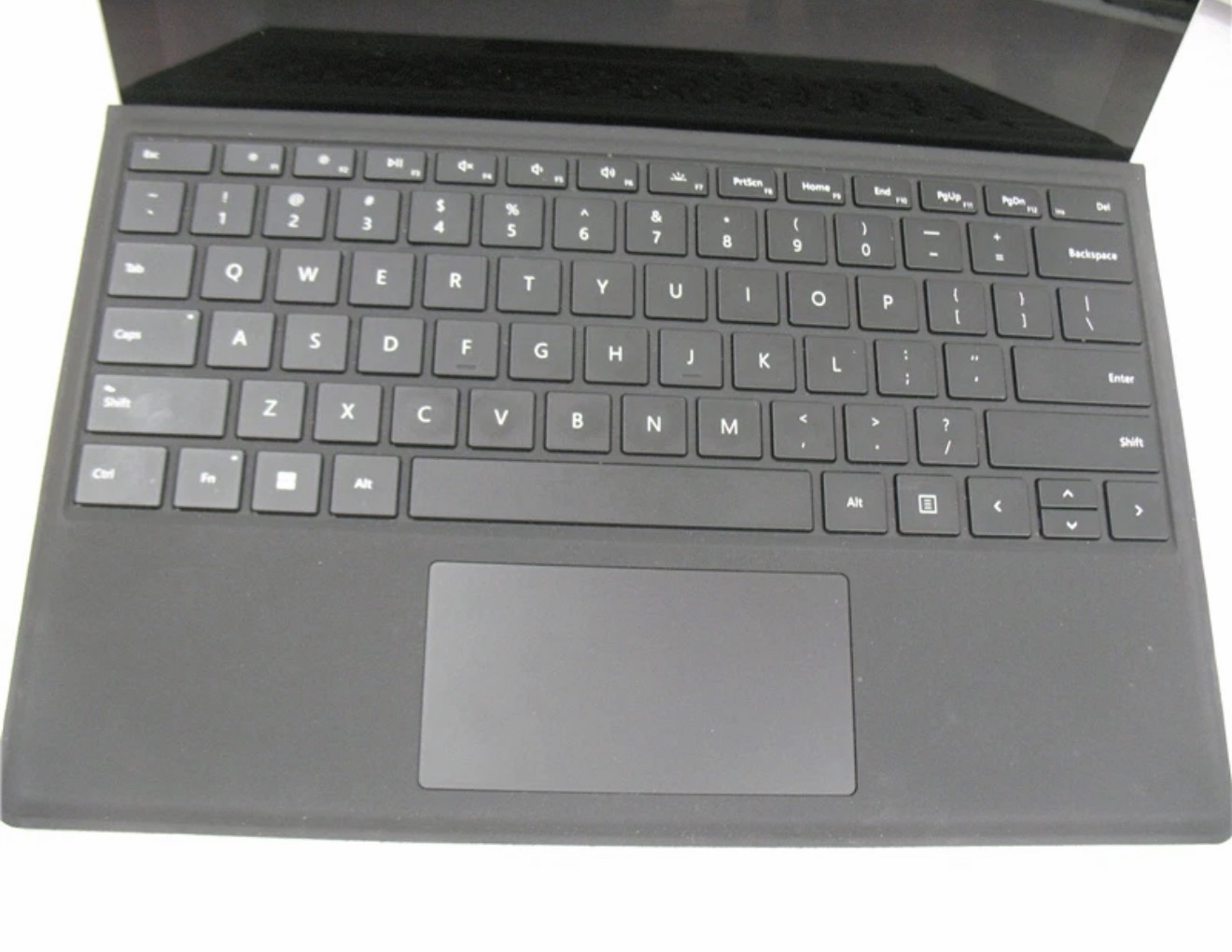 Microsoft Surface Pro 5 Wi-Fi Only 1796 i7-7660U/8GB/256GB Tablet (Optional added) - Image 4