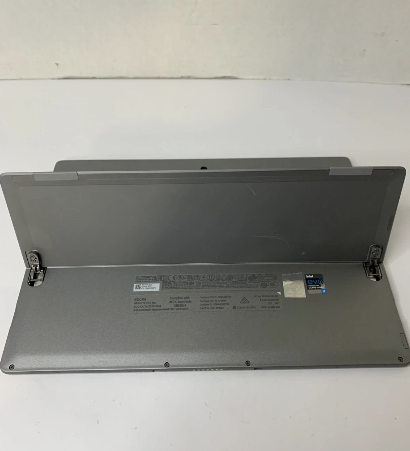 Dell Latitude 7320 2-in-1 14” Touchscreen Laptop – Intel i5 11th Gen | 8GB RAM | 256GB SSD | Windows (Used) - Image 5