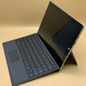 Microsoft Surface 3 - Intel Atom X7 1.60GHz 4GB 64GB SSD Windows 10