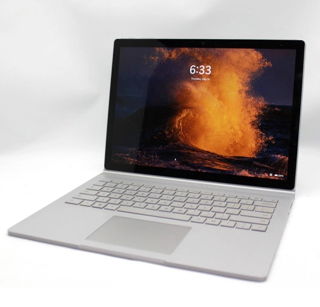 Pre-owned Microsoft Surface Book 2 13.5" Touch i5-7300U 8GB RAM 256GB SSD Win 11 Pro (Fair Used)