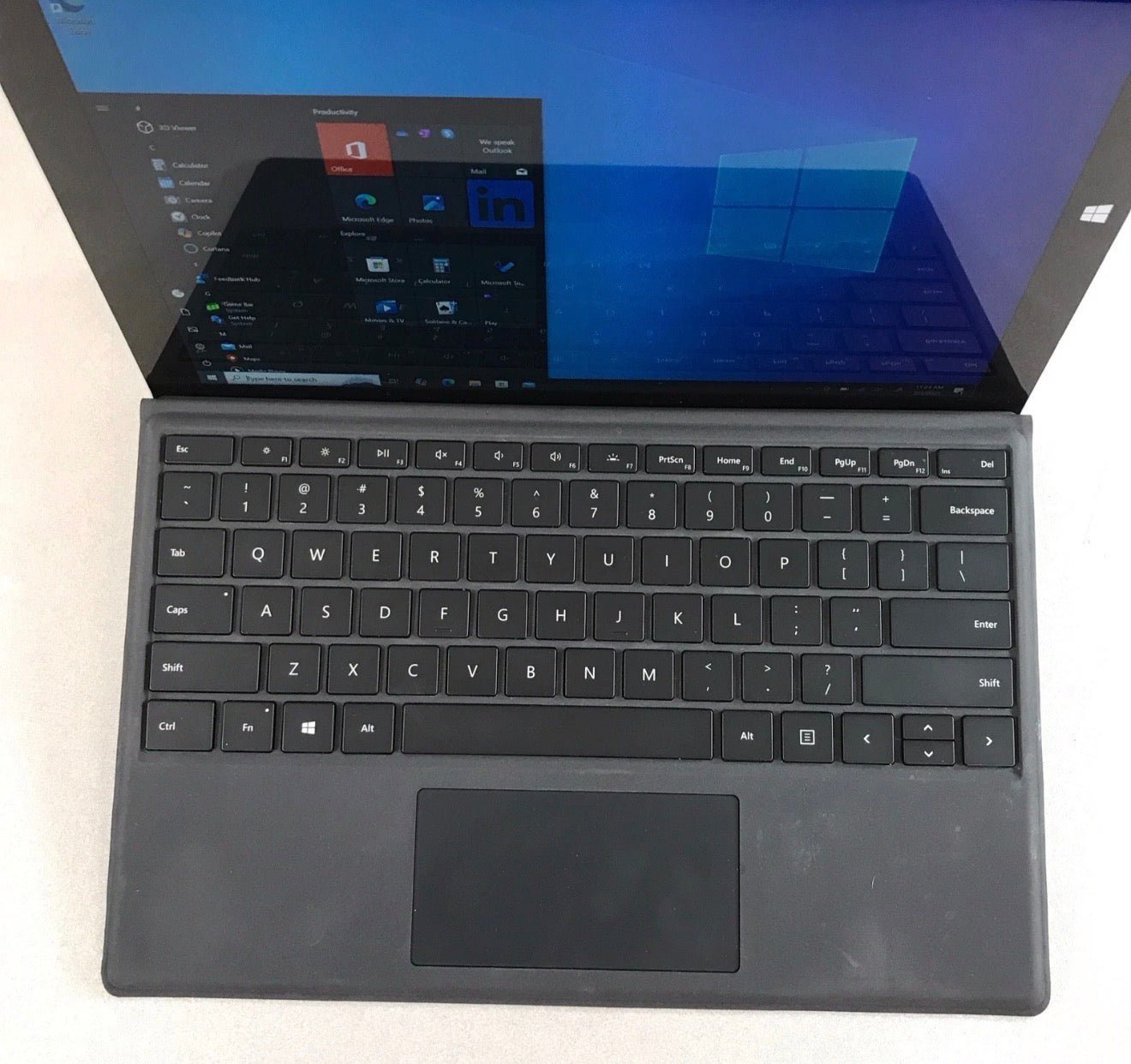 Pre-owned Microsoft Surface Pro 3 Intel i3-4020Y 4GB RAM 64 GB SSD Win 10 Pro - Image 2