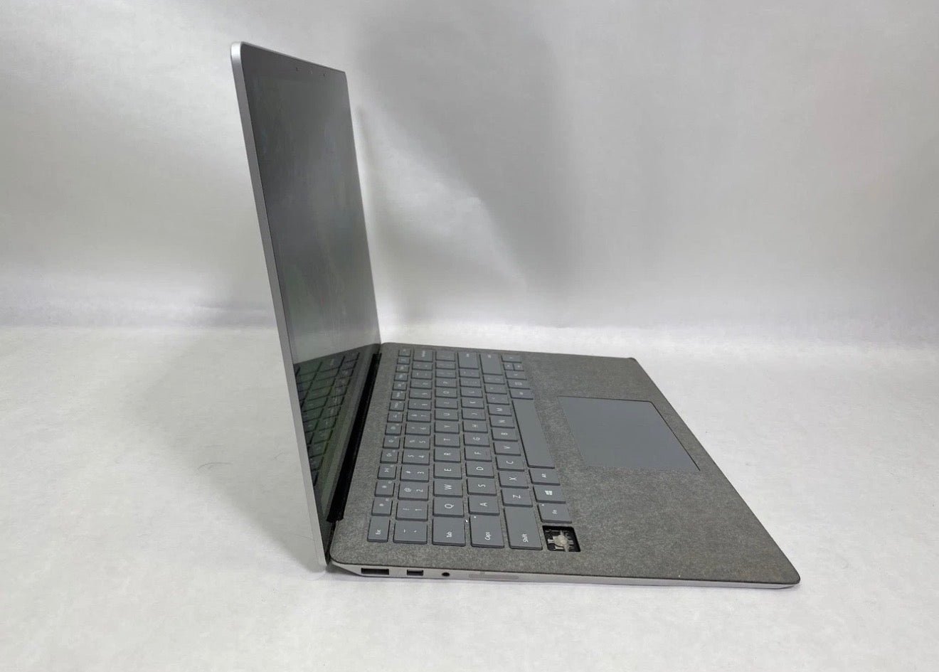 Microsoft Surface Laptop 1796 1st Gen - Intel i5-7300U, 8GB RAM, 128GB SSD (Missing key) - Image 6