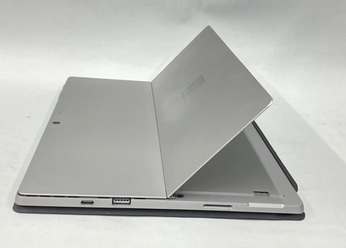 Pre-owned Microsoft Surface Pro 5 12.3 inch Touchscreen- Intel i5-7300U, 8GB RAM, 256GB SSD, Fair condition - Image 6