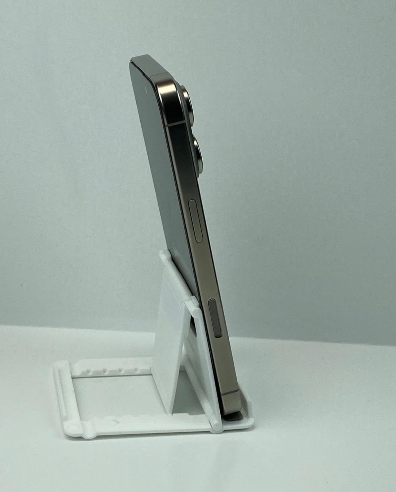 Open-Box Apple iPhone 15 Pro Max - 256 GB - Natural Titanium (Unlocked) - Image 4