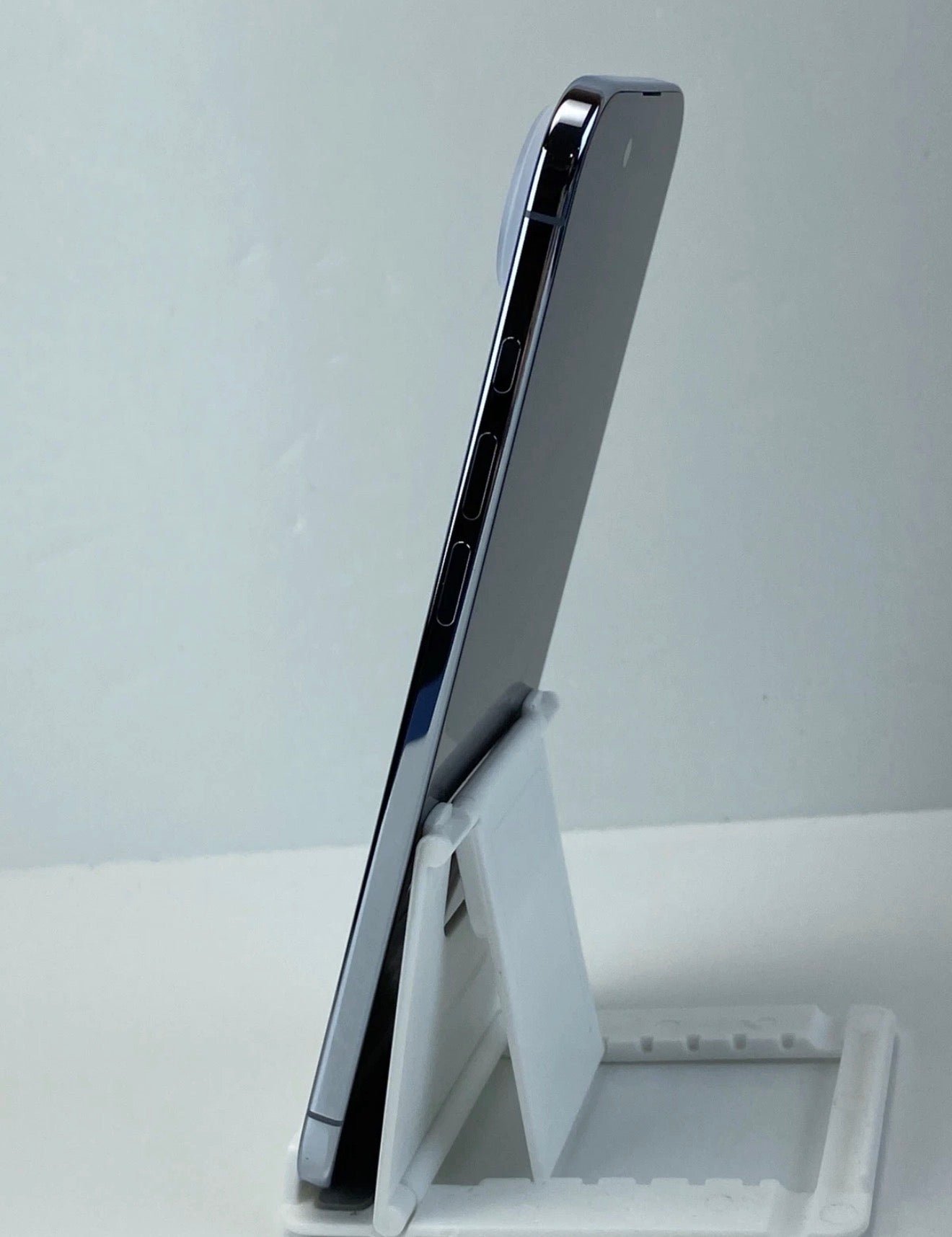 Open-Box Apple iPhone Air A3260 256GB Sky Blue - eSIM Unlocked - Image 3