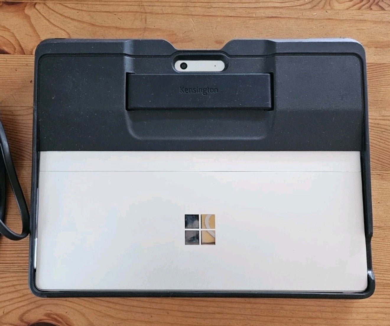 Pre-owned Microsoft Surface Pro 6 (Bundle Package) See descriptions - Image 4