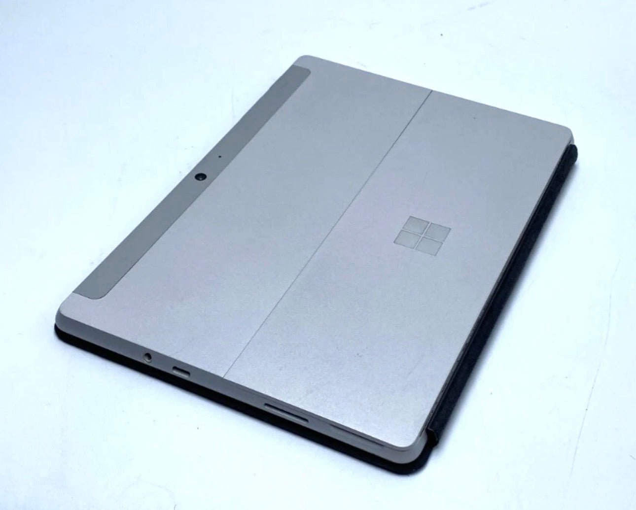 Microsoft Surface Go 2 10.5-inch Intel Pentium Gold 4GB RAM 64GB SSD (Used) - Image 4