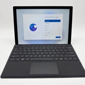 Pre-owned Microsoft Surface Pro 4 1724 i5-6300U 4GB RAM 128GB SSD Silver w/ Keyboard