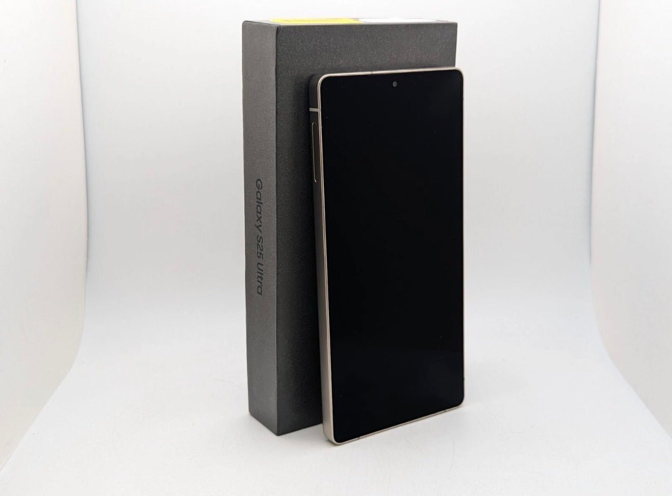 Samsung Galaxy S25 Ultra S938U 256GB Titanium Gray Unlocked Open Box - Image 3