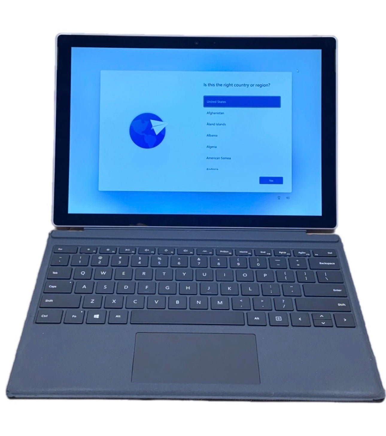 Microsoft Surface Pro 4 1724 12.3 inch - Intel i5-6300U, 8GB RAM, 256GB with type cover + Pen - Image 2