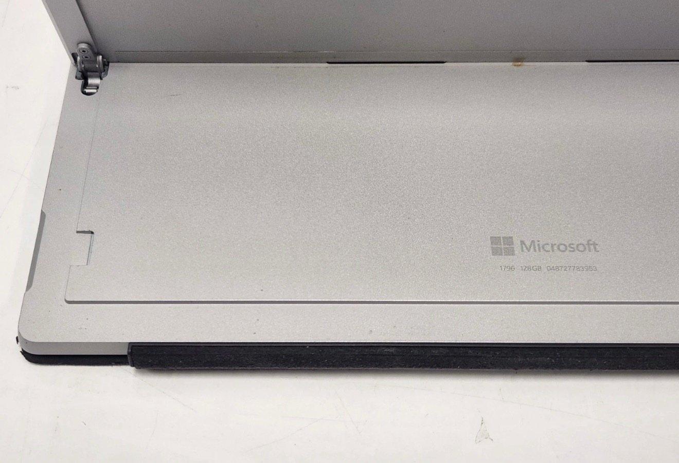Pre-owned Microsoft Surface Pro 6 1796 i5-8250U 1.6GHz 16GB 256GB W11PRO w/ Keyboard Cover - Image 7