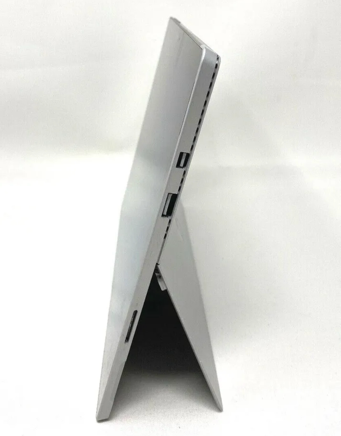 Microsoft Surface Pro 4 12.3 Inch Tablet - Intel Core i5, 8GB RAM, 256GB SSD, Win10 (Burns Screen)